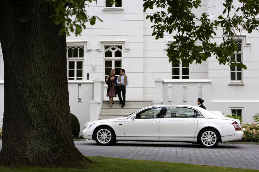  Maybach 62S Landaulet Concept 2007 года  (фото 2 из 36)